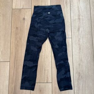 Lululemon Athletica Black Capri Camo Leggings
